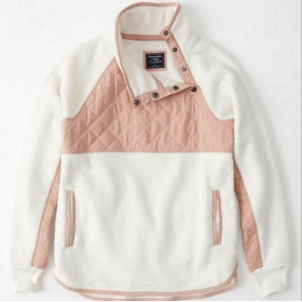 Abercrombie & Fitch Asymmetrical Snap-Up Fleece Pink and Cream XS